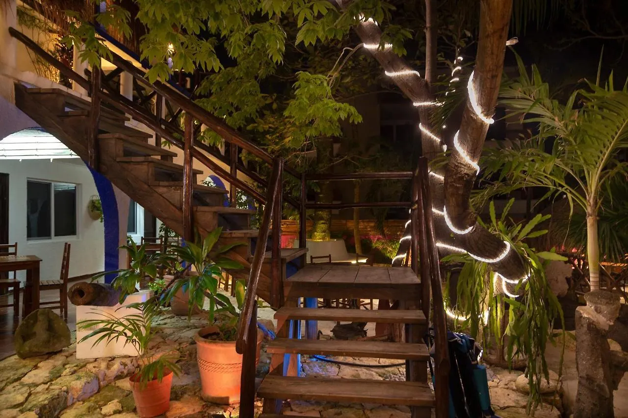 פוארטו מורלוס Hotel Amar Inn