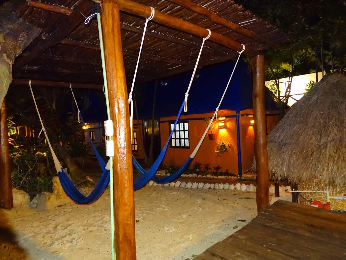 Hotel Amar Inn Puerto Morelos 2*,  Mexico