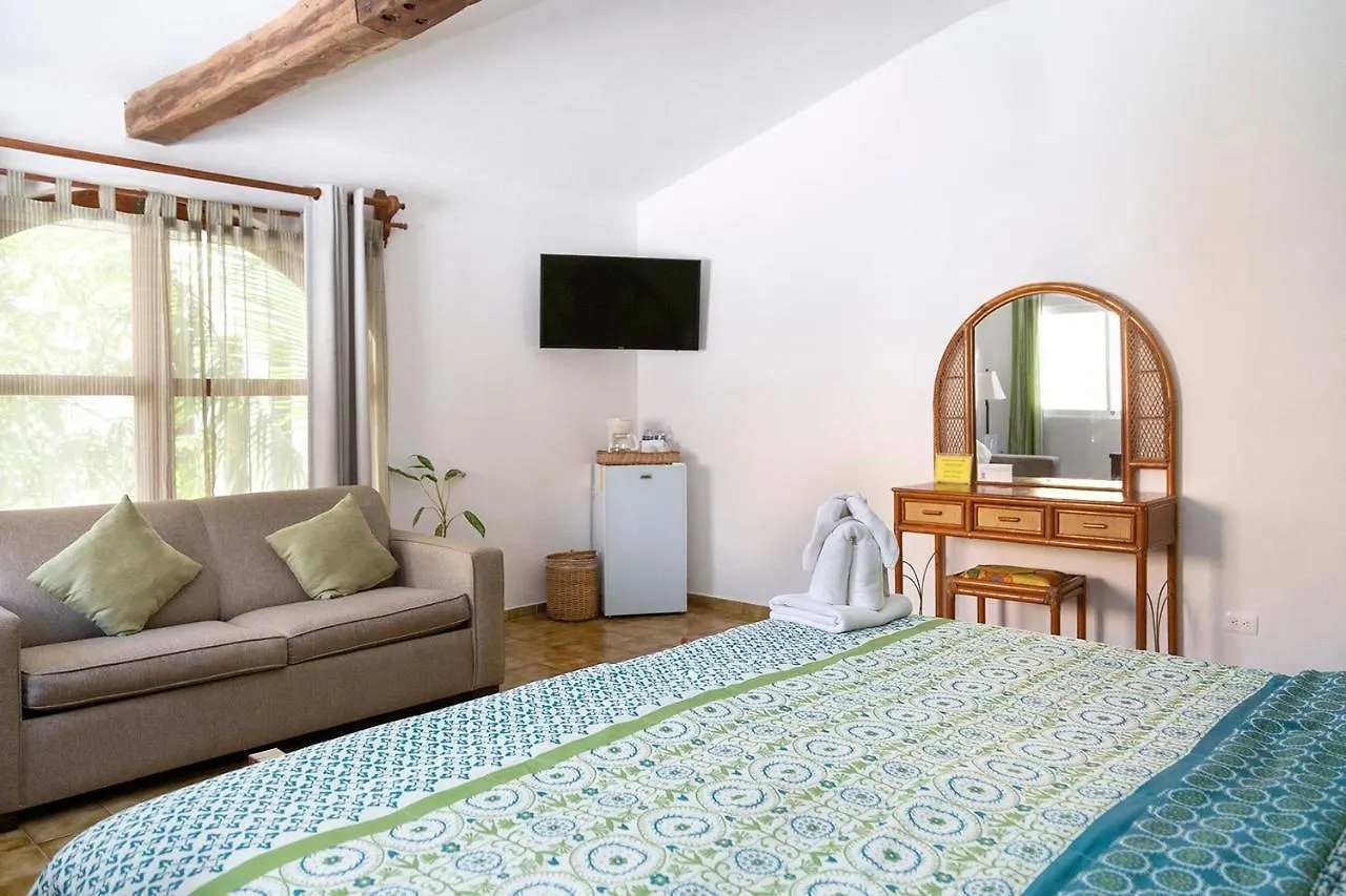 Hotel Amar Inn Puerto Morelos