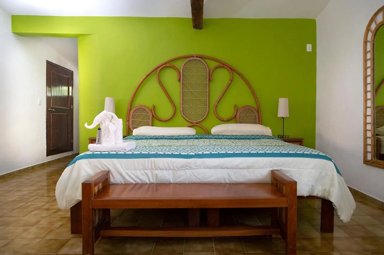 Hotel Amar Inn Puerto Morelos